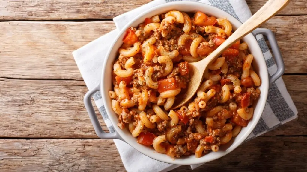 How to Make American Goulash